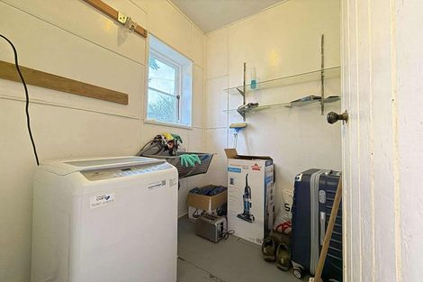 Photo of property in 84 Sunshine Avenue, Karori, Wellington, 6012