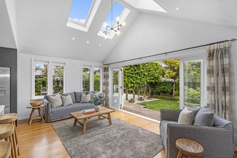 Photo of property in 107 Hamilton Avenue, Ilam, Christchurch, 8041