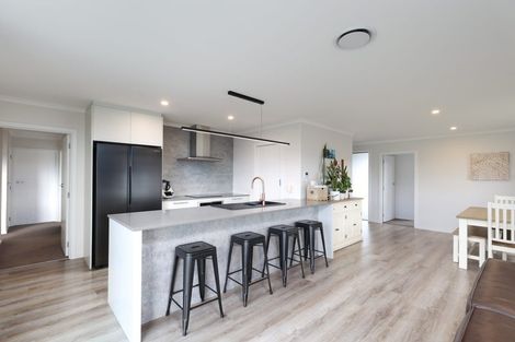 Photo of property in 66 Katania Heights, Brightwater, 7022