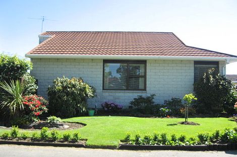 Photo of property in 4 Heaphy Place, Casebrook, Christchurch, 8051
