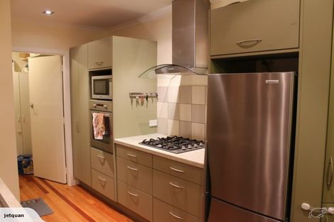 Photo of property in 6 Warren Street, Paparangi, Wellington, 6037