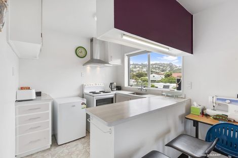 Photo of property in 218u2 Onepu Road, Lyall Bay, Wellington, 6022