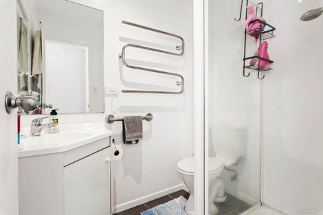 Photo of property in 33b Florence Avenue, Orewa, 0931
