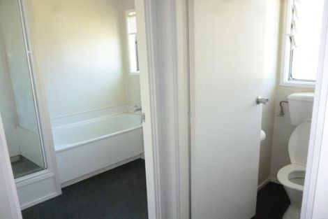 Photo of property in 8/34 Uxbridge Road, Mellons Bay, Auckland, 2014