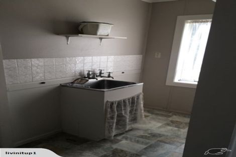 Photo of property in 98 Settlement Road, Papakura, 2110