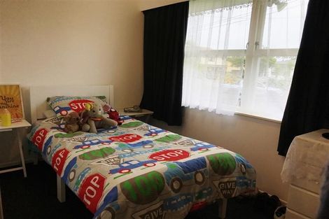 Photo of property in 2/2 Hallberry Road, Mangere East, Auckland, 2024