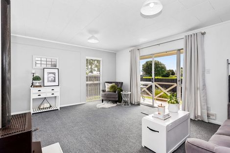 Photo of property in 24 Garland Drive, St Andrews, Hamilton, 3200