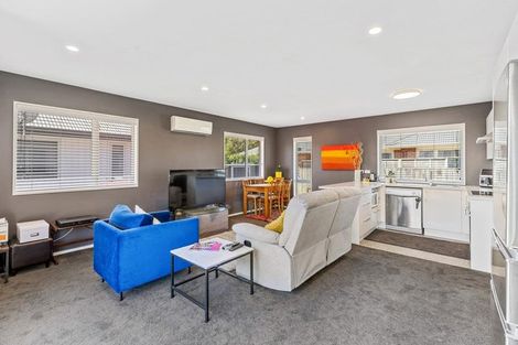 Photo of property in 2/192 Woodham Road, Linwood, Christchurch, 8062