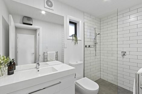 Photo of property in 12 Gainsborough Street, Hoon Hay, Christchurch, 8025