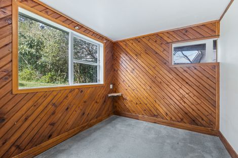 Photo of property in 2 Coburg Street, Henderson, Auckland, 0612