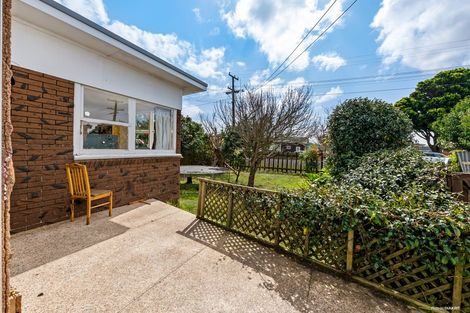 Photo of property in 15 Station Road, Takanini, 2112
