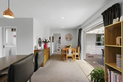 Photo of property in 2 Zenith Place, Hei Hei, Christchurch, 8042