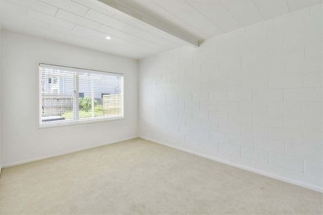 Photo of property in 2/7 James Road, Manurewa, Auckland, 2102