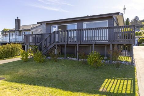 Photo of property in 2/12 Isobel Street, Acacia Bay, Taupo, 3330