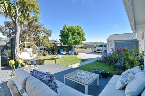 Photo of property in 44 Geddis Street, Rangiora, 7400