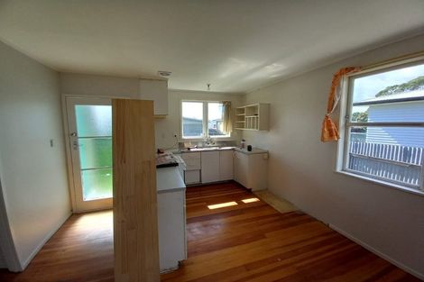 Photo of property in 1 Tairere Crescent, Rosehill, Papakura, 2113