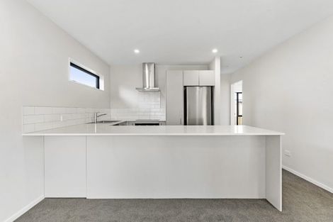 Photo of property in 41 Kingdale Road, Henderson, Auckland, 0610