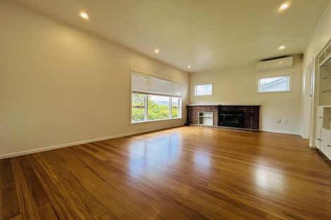 Photo of property in 308 West Coast Road, Glen Eden, Auckland, 0602