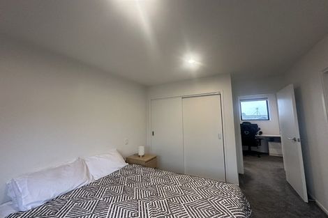 Photo of property in 7/170 Don Buck Road, Massey, Auckland, 0614