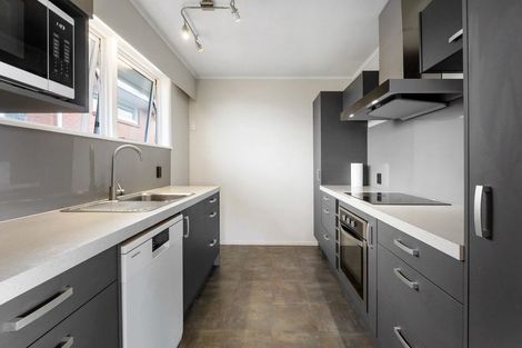 Photo of property in 245 Sunset Road, Sunnynook, Auckland, 0632