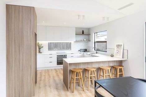 Photo of property in 2 Perehia Mews, Marshland, Christchurch, 8083