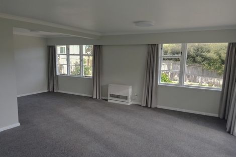 Photo of property in 98 Melbourne Road, Island Bay, Wellington, 6023