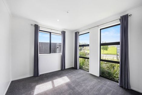 Photo of property in 19 Tahuna Minhinnick Drive, Glenbrook, Waiuku, 2681