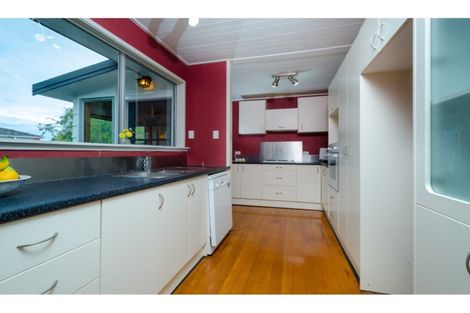 Photo of property in 22 Vina Place, Massey, Auckland, 0614