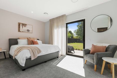 Photo of property in 28 Orchard Road, Greytown, 5712