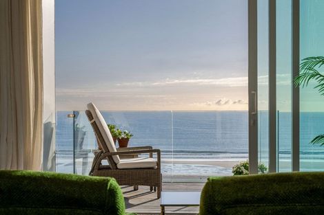 Photo of property in 154 Marine Parade, Mount Maunganui, 3116