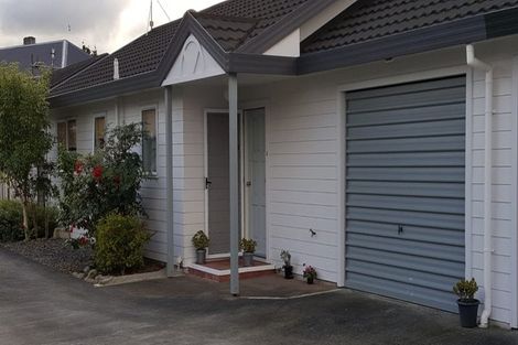 Photo of property in 56 Daysh Street, Avalon, Lower Hutt, 5011