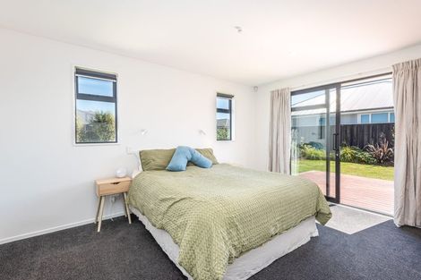 Photo of property in 30 Highgate Drive, Rangiora, 7400