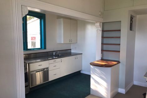 Photo of property in 5 Vogel Street, Mount Victoria, Wellington, 6011