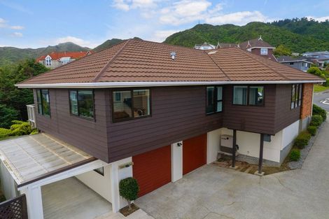 Photo of property in 25 Satara Crescent, Khandallah, Wellington, 6035