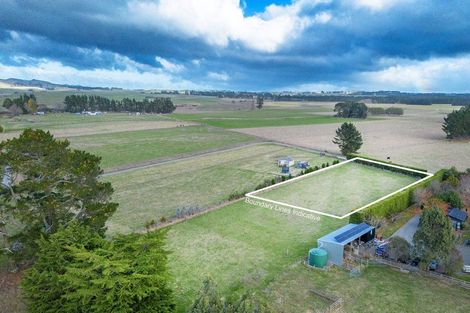 Photo of property in 54 Charles Street, Takapau, 4203