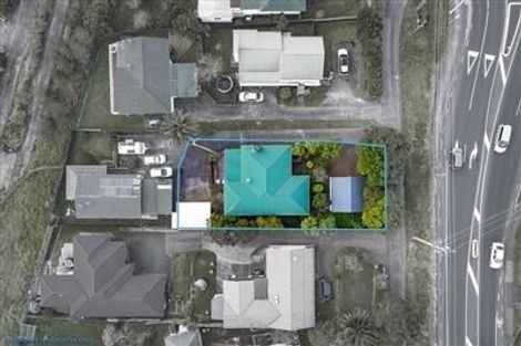 Photo of property in 450 Don Buck Road, Massey, Auckland, 0614