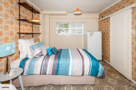 Photo of property in 1/209 Onewa Road, Birkenhead, Auckland, 0626