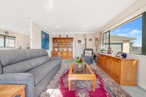 Photo of property in 19 Limerick Place, Dannemora, Auckland, 2016