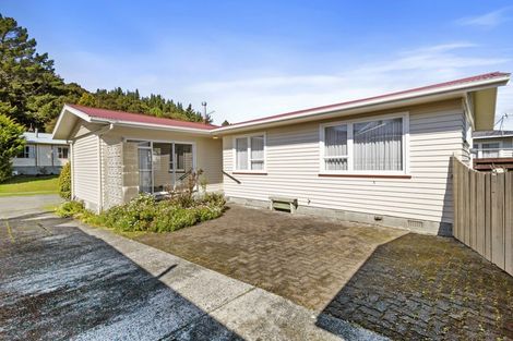 Photo of property in 13 Mataura Grove, Wainuiomata, Lower Hutt, 5014