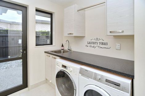 Photo of property in 22 Hawthorn Mews, Rangiora, 7400