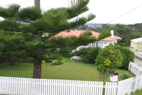 Photo of property in 444 Don Buck Road, Massey, Auckland, 0614