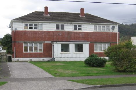 Photo of property in 8 Compton Crescent, Taita, Lower Hutt, 5011
