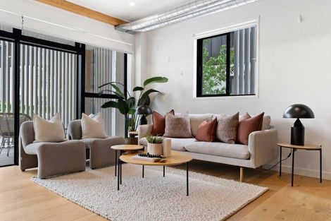 Photo of property in 4/169 Hobsonville Point Road, Hobsonville, Auckland, 0616