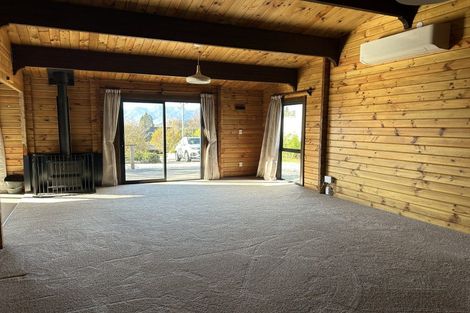 Photo of property in 21 Kennedy Crescent, Wanaka, 9305