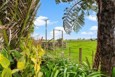 Photo of property in 177 Koru Road, Omata, New Plymouth, 4374