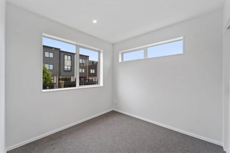 Photo of property in 1/474 West Coast Road, Glen Eden, Auckland, 0602