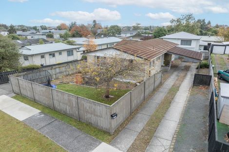 Photo of property in 2/86 Tamatea Road, Taupo, 3330