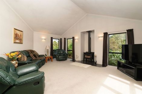 Photo of property in 13 Pukematawai Lane, Levin, 5571