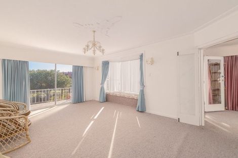 Photo of property in 7b Karitane Drive, Cashmere, Christchurch, 8022