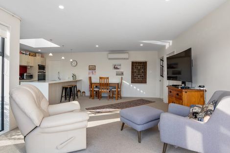 Photo of property in 6 Kilkivan Lane, Broomfield, Christchurch, 8042